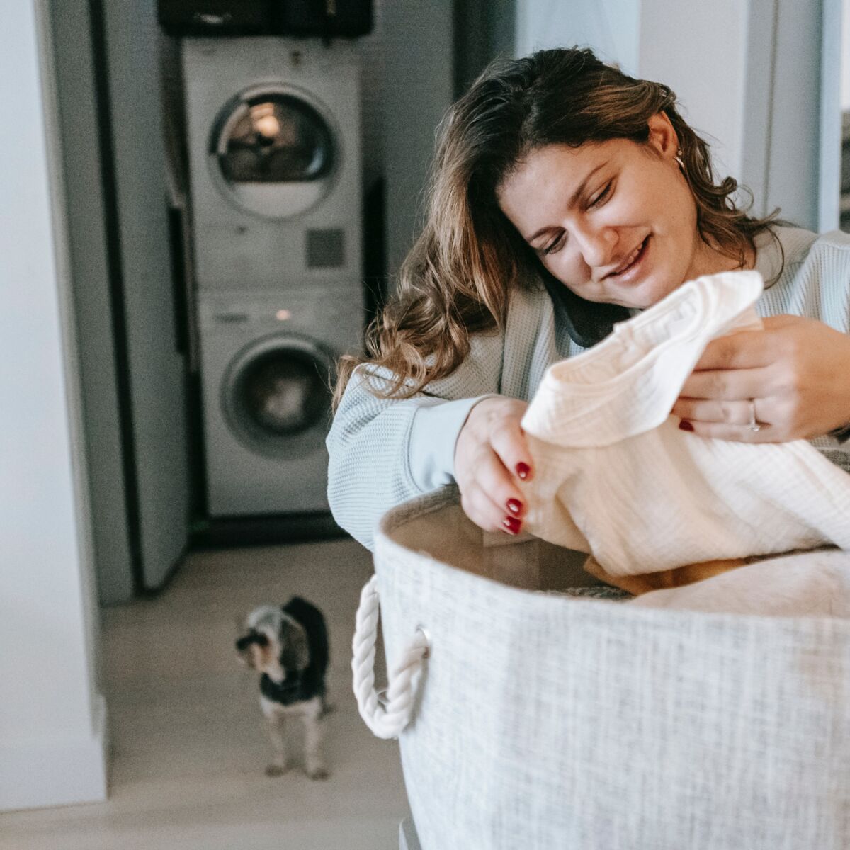 L'incroyable technique des balles de tennis pour avoir du linge plus doux 