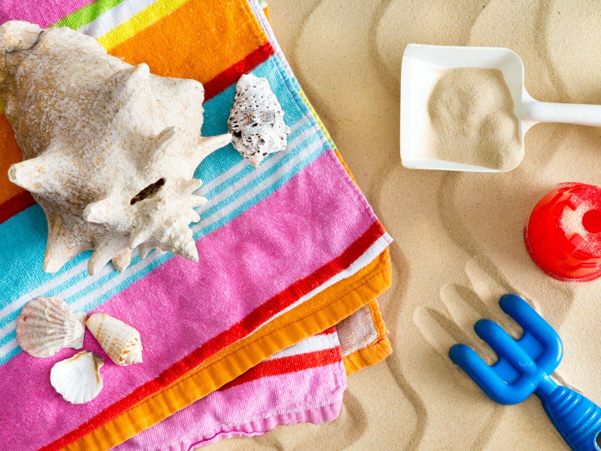 Journée à la plage : nos conseils pour éviter de ramener du sable à la maison