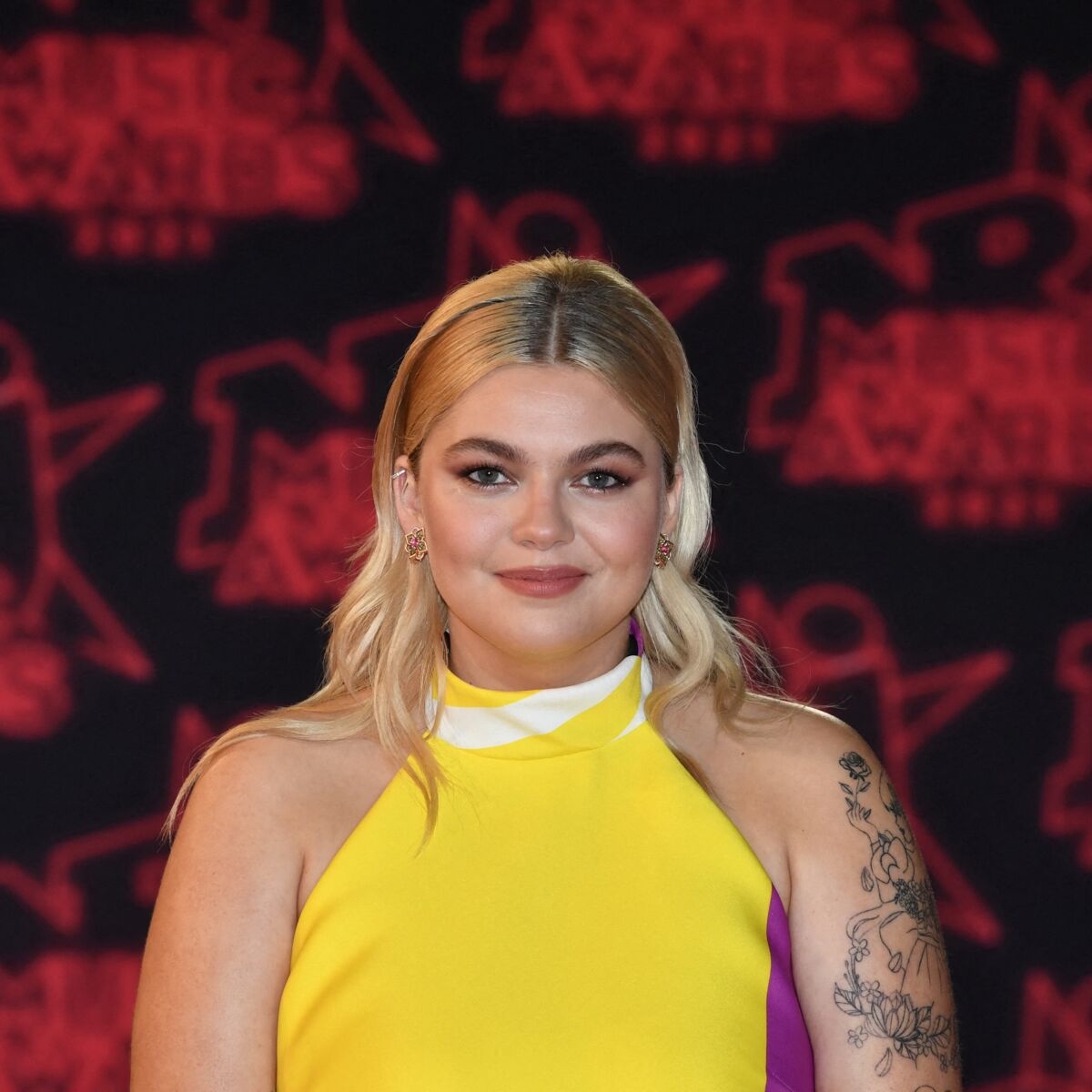 Chemise Julien Dore The Voice J'ai eu le seum" : les débuts difficiles de Louane dans "The Voice Kids" :  Femme Actuelle Le MAG