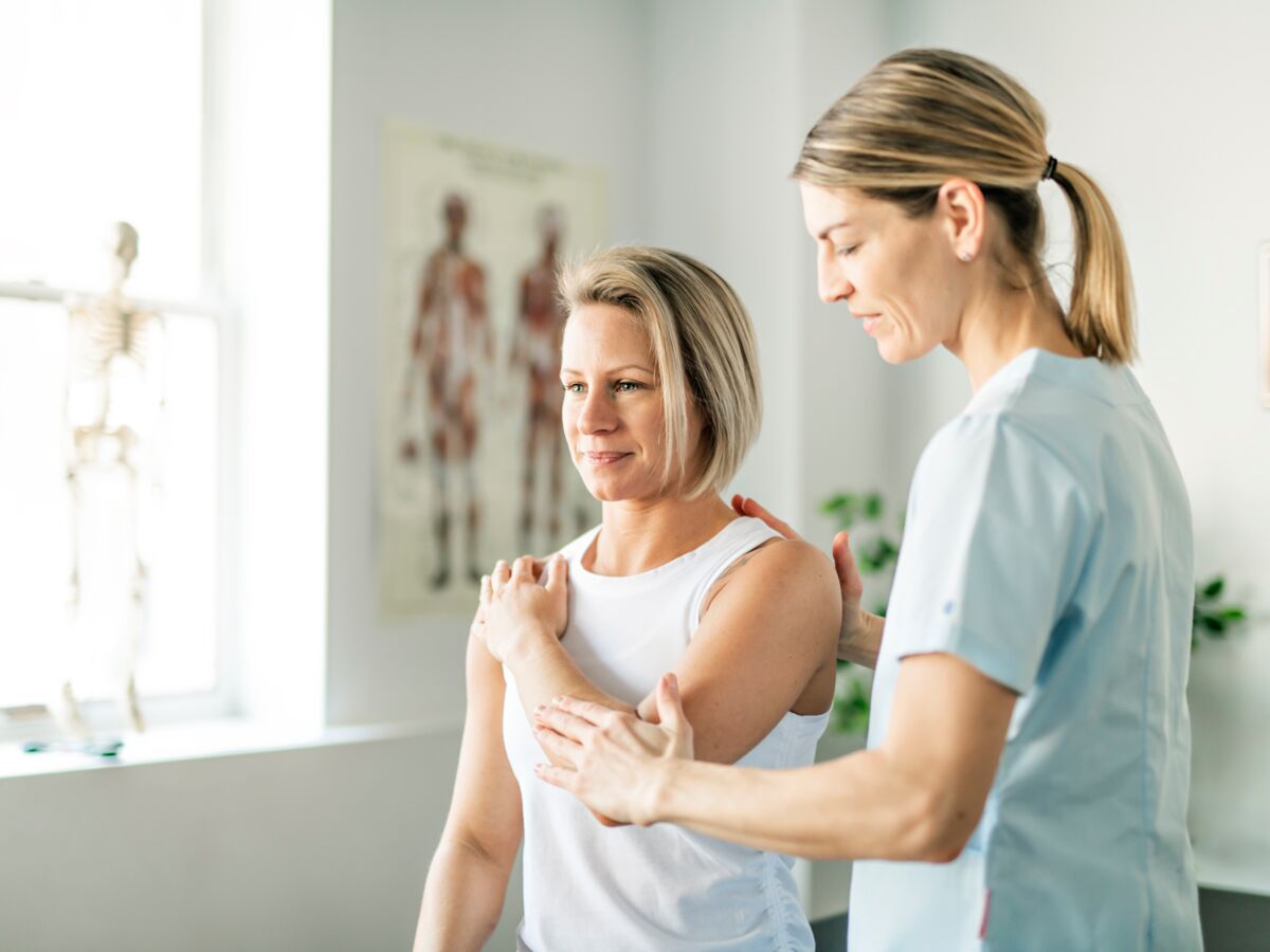 Tendinite de l'épaule : les traitements et le temps de guérison moyen