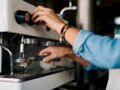 4 astuces pour bien détartrer une machine à café