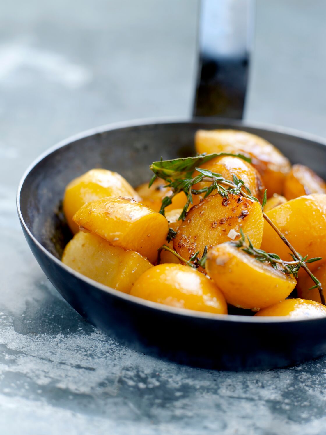 Quel Accompagnement Avec Une Pintade Aux Pêches Comment accompagner une pintade ? Nos conseils et recettes : Femme Actuelle  Le MAG
