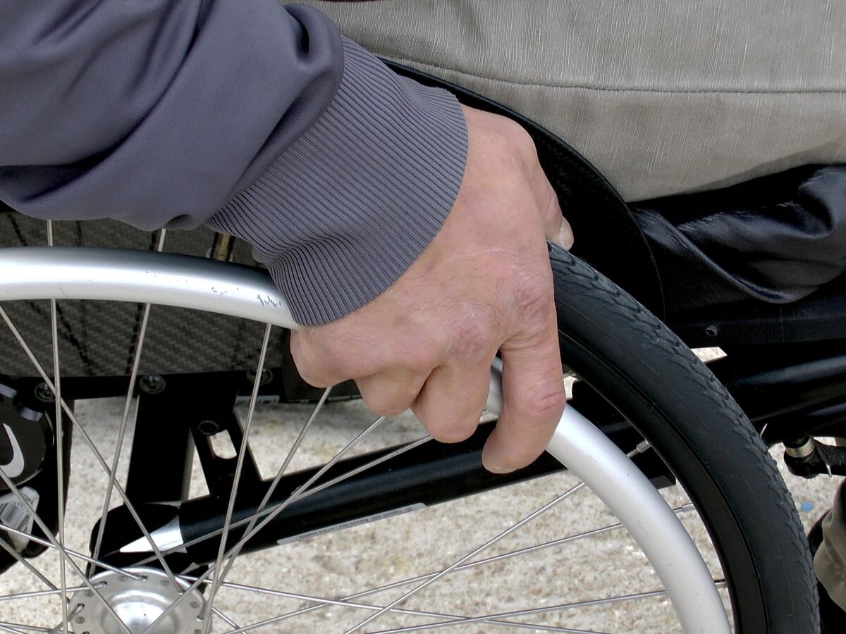 Allocation aux adultes handicapés : le calcul individuel de l’aide rentrera en vigueur en octobre 2023