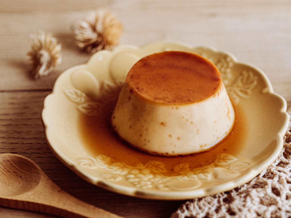 La crème au caramel : le dessert facile à faire de Cyril Lignac