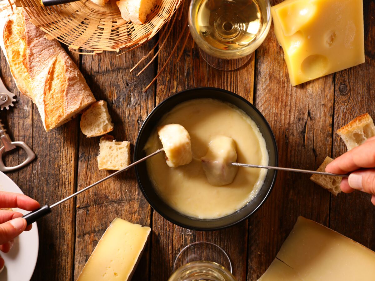 Fondue au fromage : 3 conseils pour rattraper une fondue trop