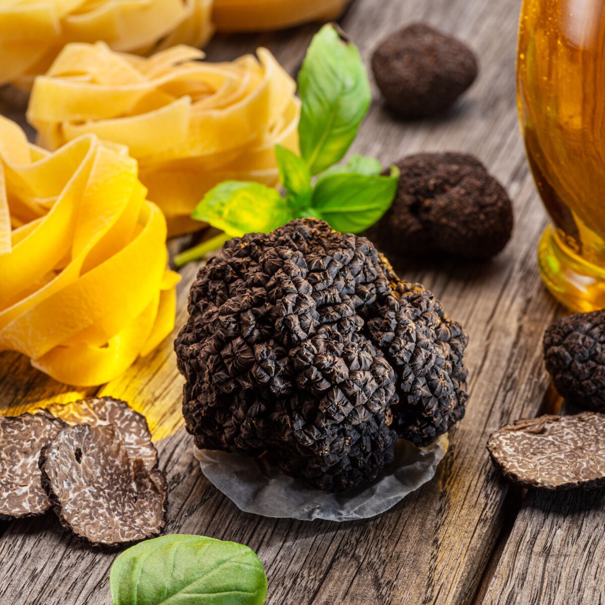 Truffes, produits à la truffe, produits truffés, arômes de truffes  Comment bien choisir ? - Le Parisien