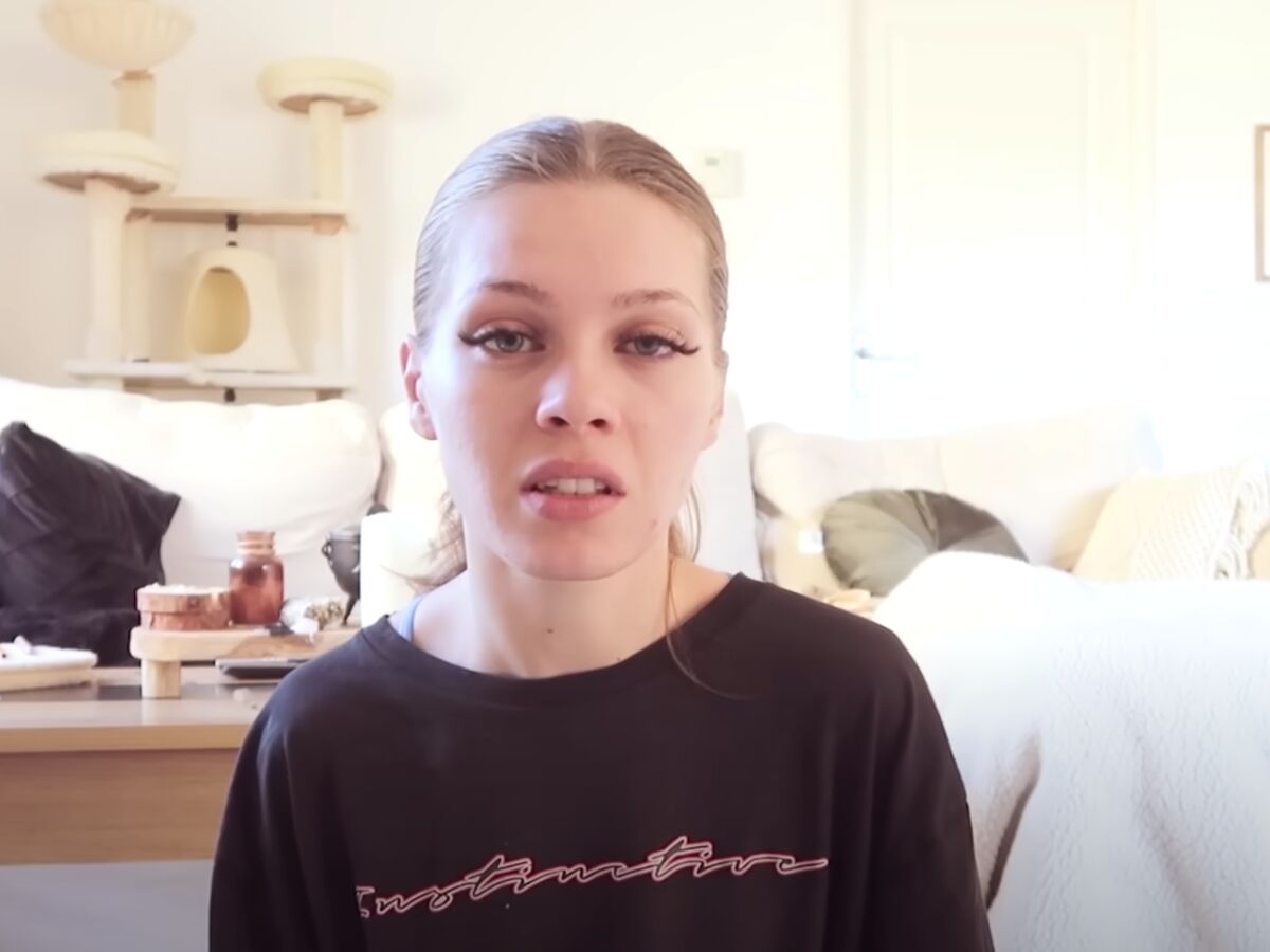 Atteinte du trouble dissociatif de l'identité, la Youtubeuse Olympe veut avoir recours au suicide assisté