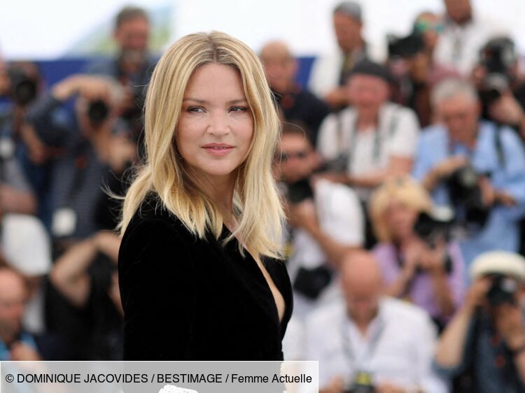 Virginie Efira : à tomber en mini robe noire et manteau long oversize ...