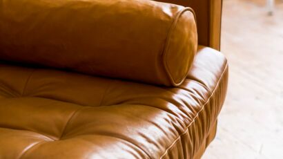Comment réparer un canapé en cuir déchiré ? : Femme Actuelle Le MAG