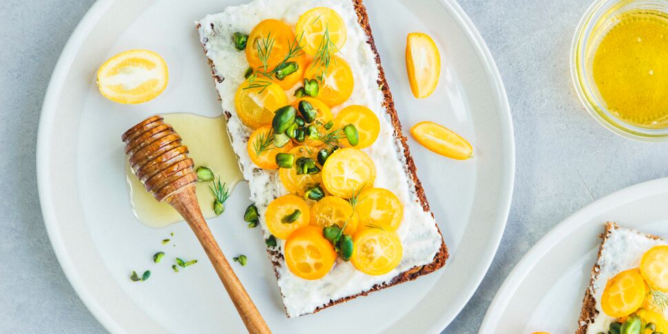 Tartines de ricotta aux kumquats et au miel facile et rapide : découvrez  les recettes de cuisine de Femme Actuelle Le MAG