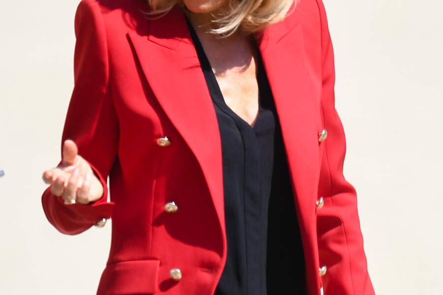 Brigitte Macron : voici l'élément signature qui sublime ses looks