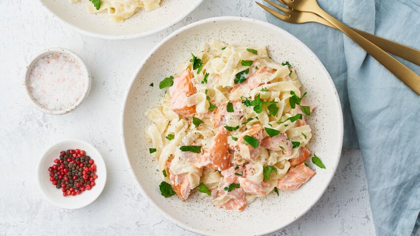 Tagliatelles aux œufs de saumon facile et rapide : découvrez les recettes  de Cuisine Actuelle