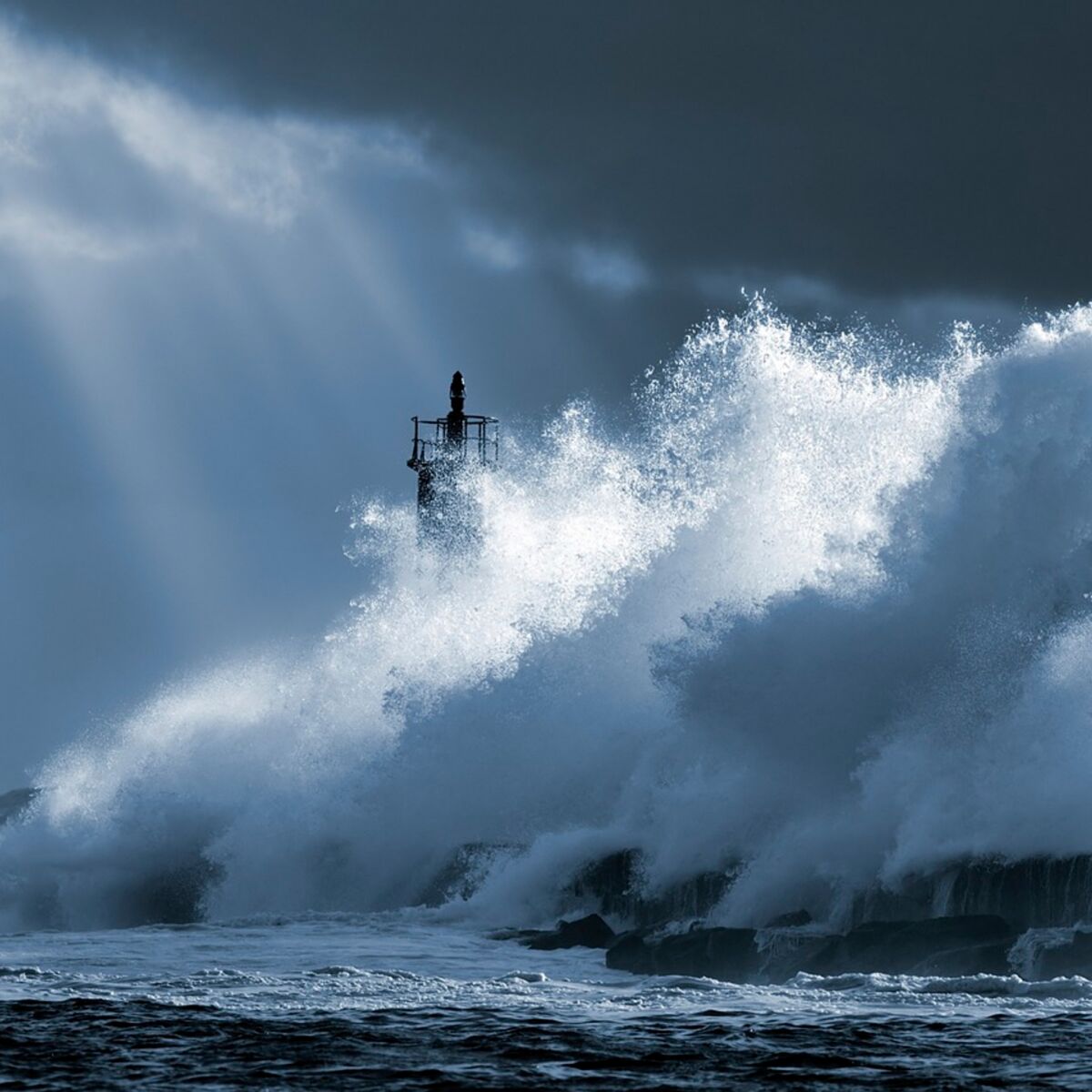 Tempête Domingos ce samedi : l'arc atlantique le plus menacé - Météo Express