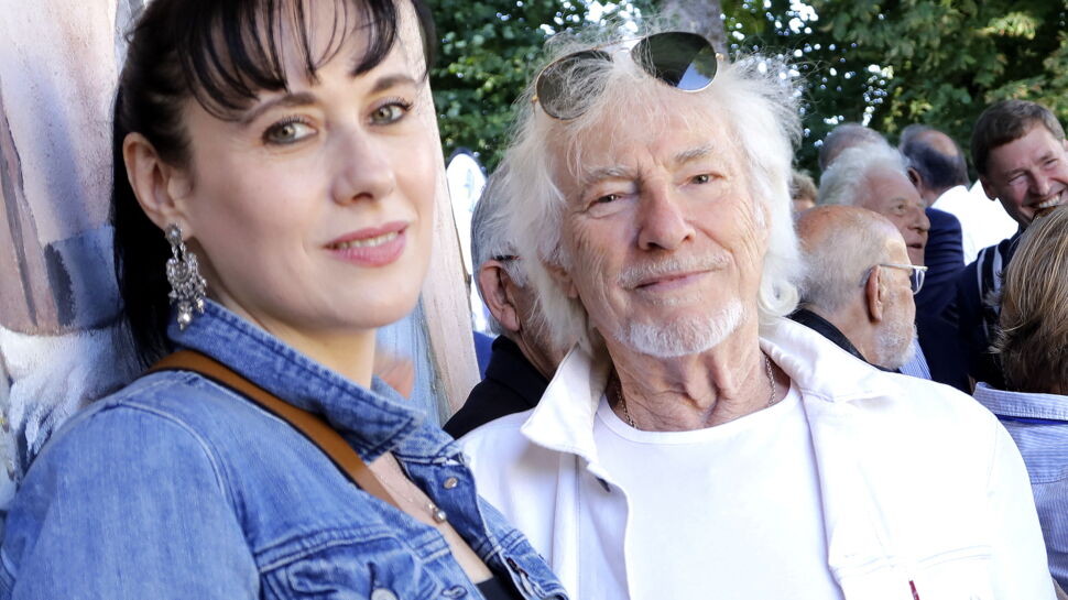 Hugues Aufray, marié à 94 ans : pourquoi a-t-il autant tardé pour
