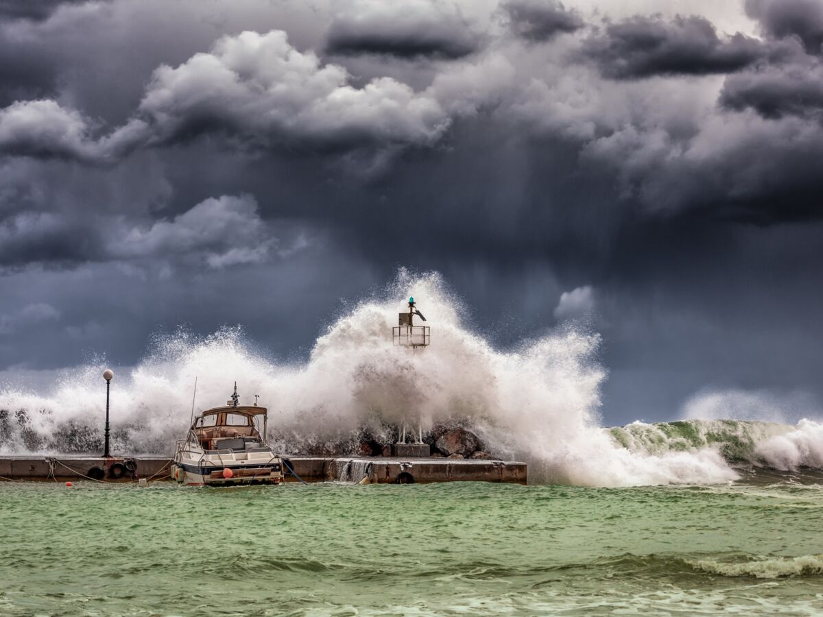 Alerte Météo : Tempête Domingos, jusqu'à 150 km/h et fortes pluies -  Actualités La Chaîne Météo