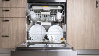 5 erreurs que l'on fait toutes avec son lave-vaisselle - Elle à Table