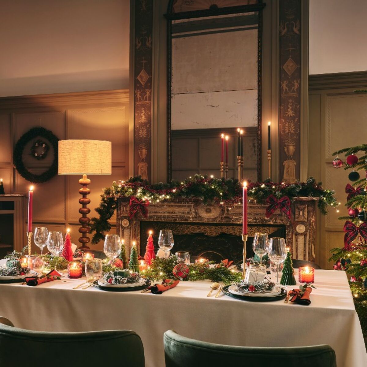 Décoration table de Noël 2023 : 5 inspirations pour un diner féérique