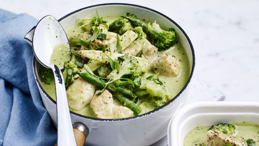 Soupe de poulet au curry vert : découvrez les recettes de cuisine de Femme  Actuelle Le MAG