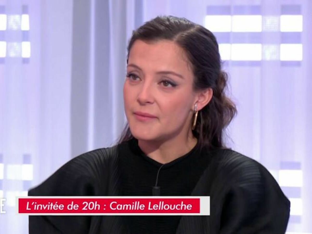 Camille Lellouche : pourquoi l'artiste aime s'afficher au naturel sur les  réseaux sociaux ? - Elle