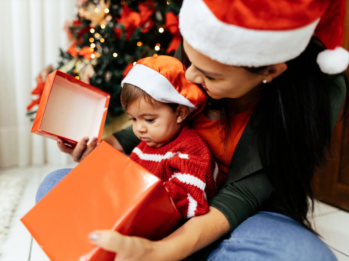 Cadeaux de Noël pour bébé : notre sélection 2023 à moins de 30 euros :  Femme Actuelle Le MAG
