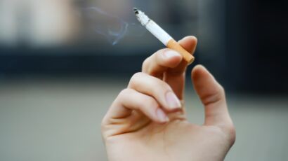 Cigarettes, tabac à rouler… les fumeurs pourront-ils bientôt en rapporter  beaucoup plus en France ?