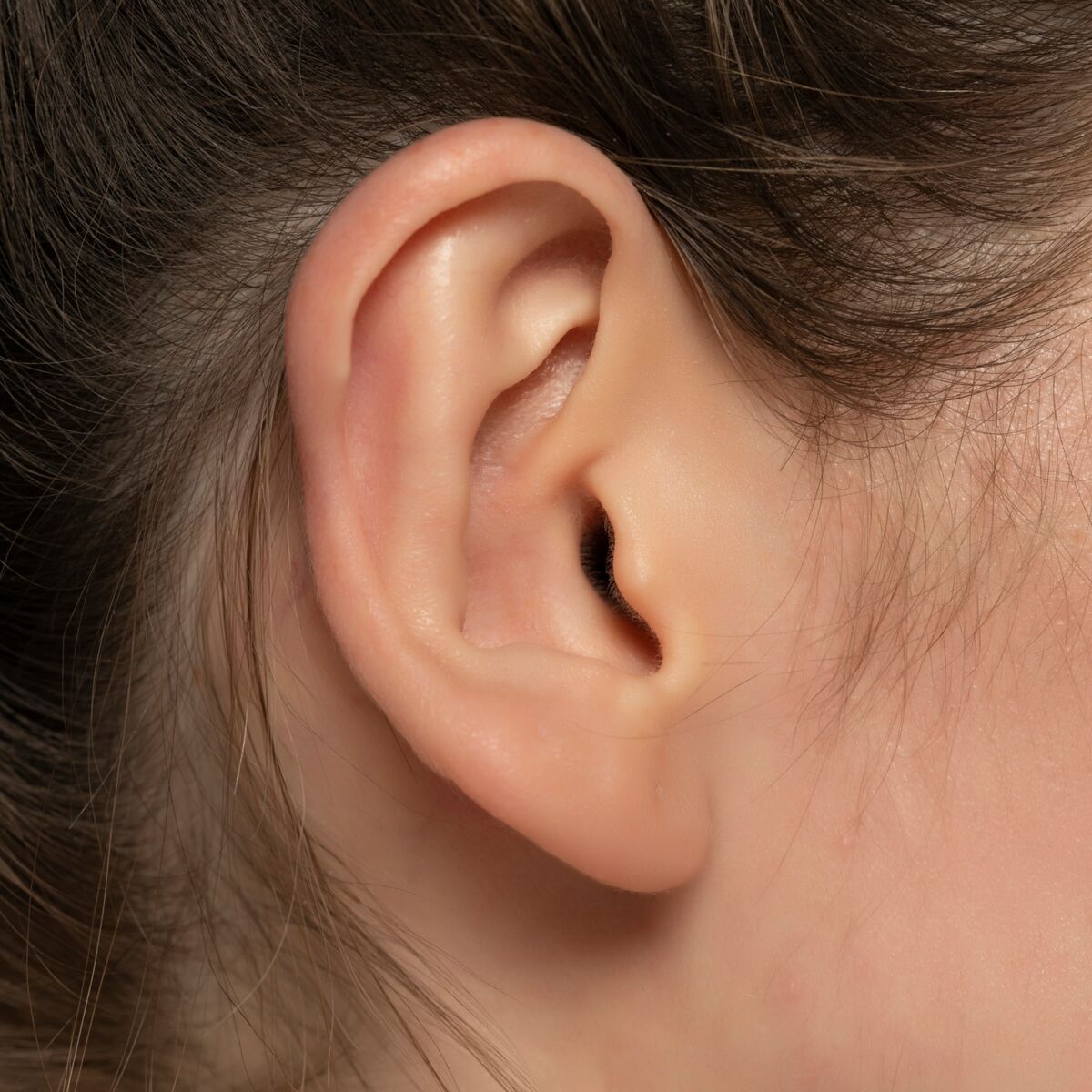 À quelle fréquence faut-il se nettoyer les oreilles et quels sont