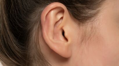 Comment se nettoyer les oreilles correctement - Trust Society