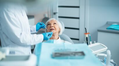 Extraction dentaire : les précautions à prendre avant et après  l'intervention : Femme Actuelle Le MAG