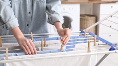 Eau du sèche-linge : 8 idées pratiques pour la réutiliser