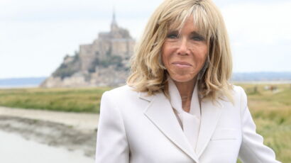 Photo - Brigitte Macron Fait Sensation En Robe Rouge Louis Vuitton En ...