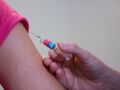 Vaccin AstraZeneca contre la Covid-19 : le mannequin Stephanie Dubois meurt à 39 ans 