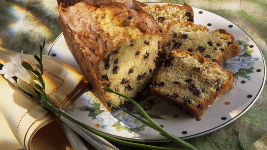 Gâteau aux pépites de chocolat facile et rapide : découvrez les