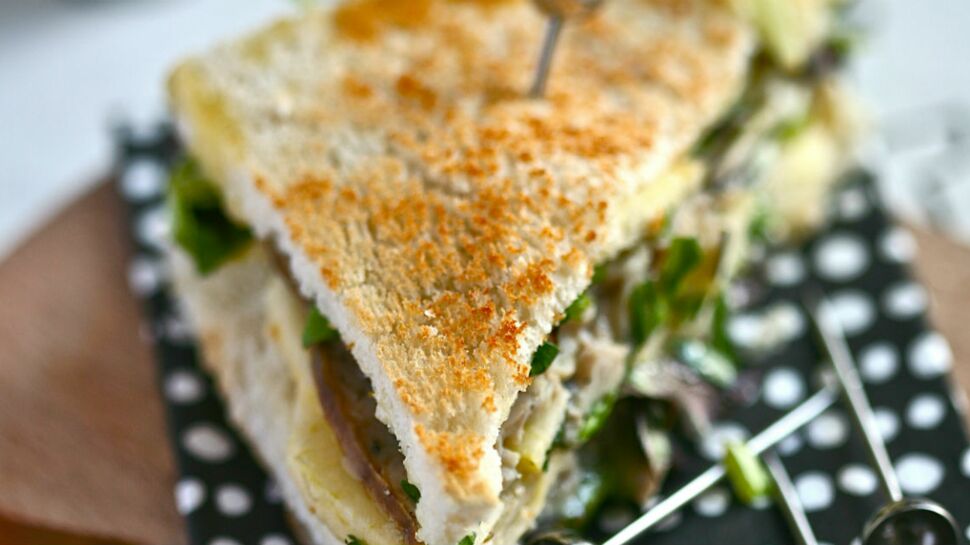 Club sandwich camembert, andouille, pomme