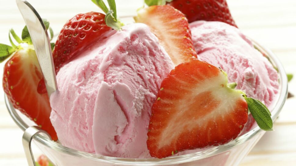 Glace au yaourt et aux fraises