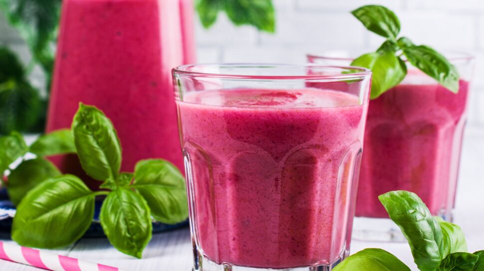 Boisson détox smoothie betterave et basilic