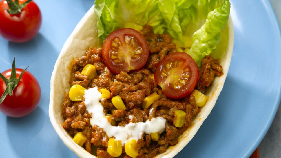 Tacos au bœuf haché, tomates cerise, maïs poêlé