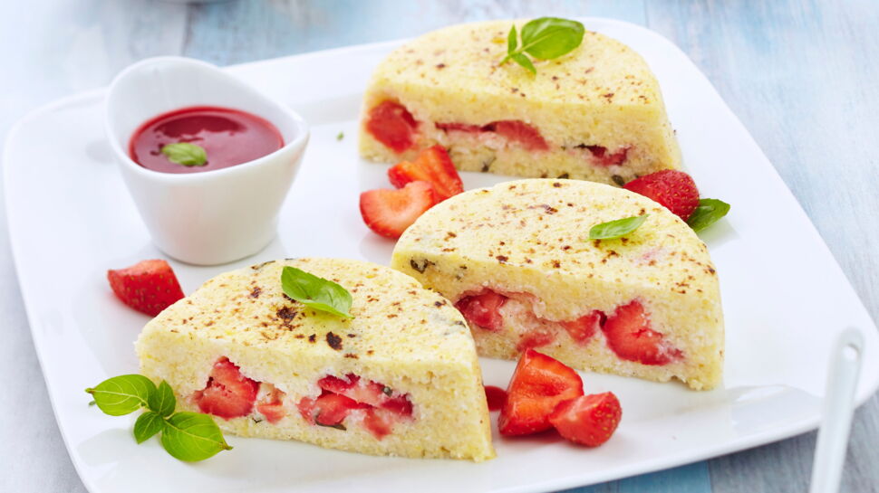 Gâteau de polenta aux fraises