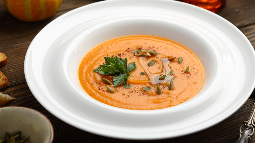 Soupe Butternut Pomme De Terre Cocotte Minute Soupe butternut et pomme de terre facile et rapide : découvrez les