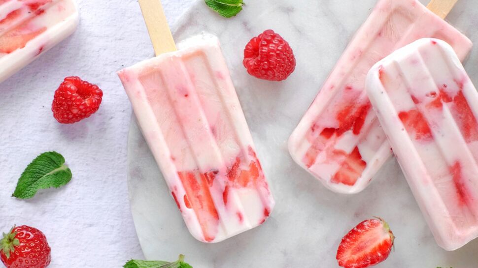 Glaces au yaourt et aux fraises