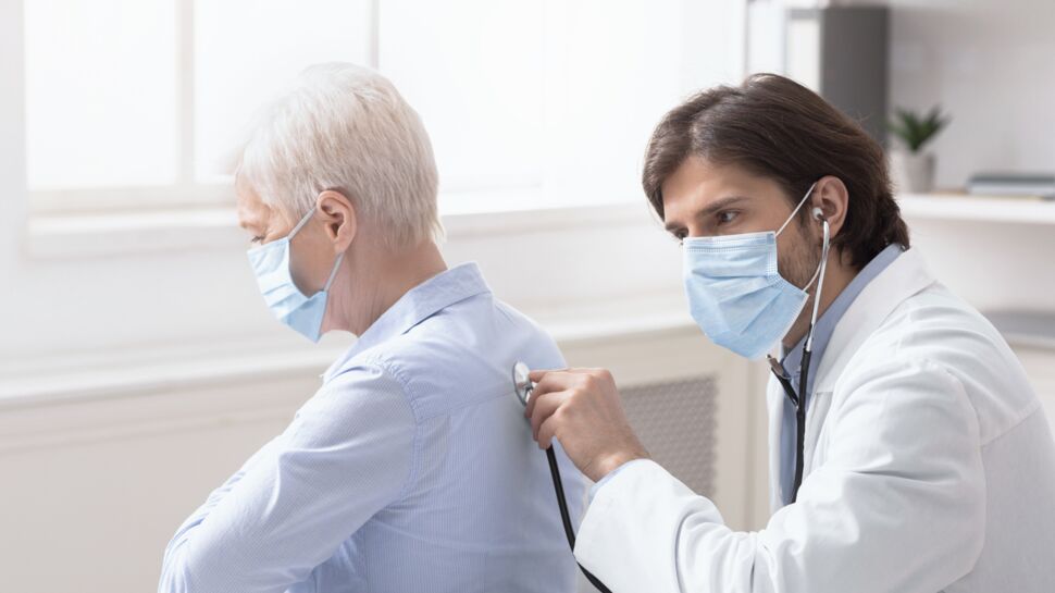 Pneumopathie : définition, symptômes et gravité de cette infection des poumons
