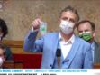 VIDEO - Un député brandit un joint à l'Assemblée nationale, Gérald Darmanin outré