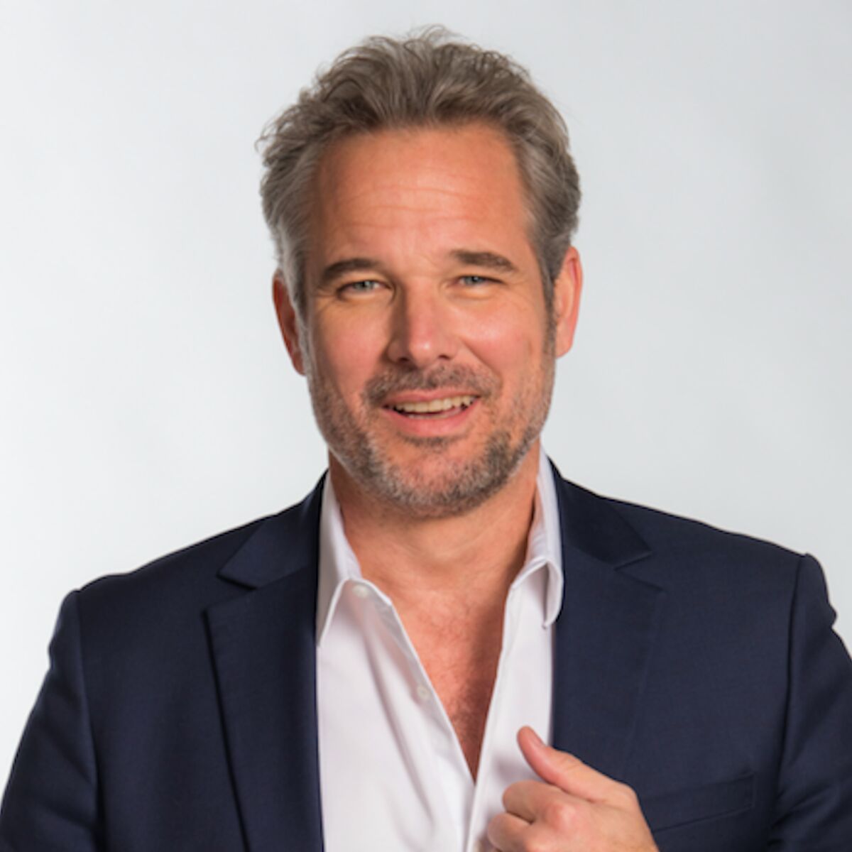 INTERVIEW - Fabrice Deville ("Un si grand soleil") : sa femme, ses  enfants... le comédien se confie : Femme Actuelle Le MAG