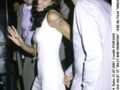 Angelina Jolie (1998) se fait tatouer "Billy Bob Thornthon" sur le bras (le nom de son mari)