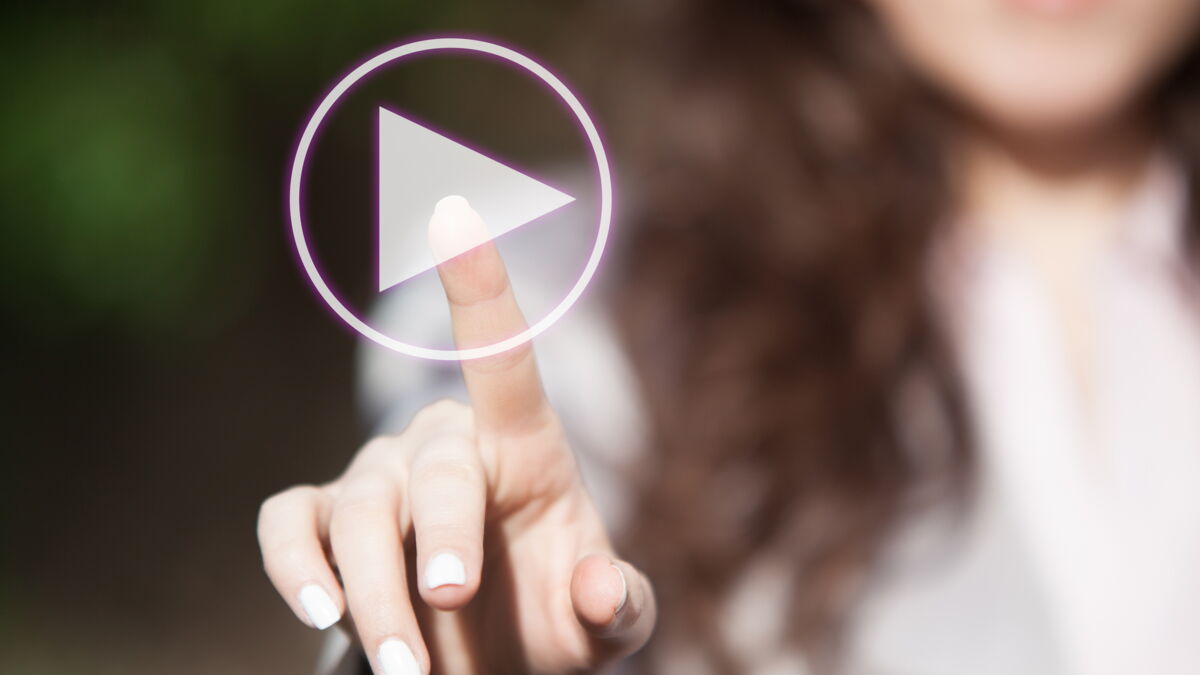 YouTube : comment télécharger une vidéo sur la plateforme ? : Femme  Actuelle Le MAG