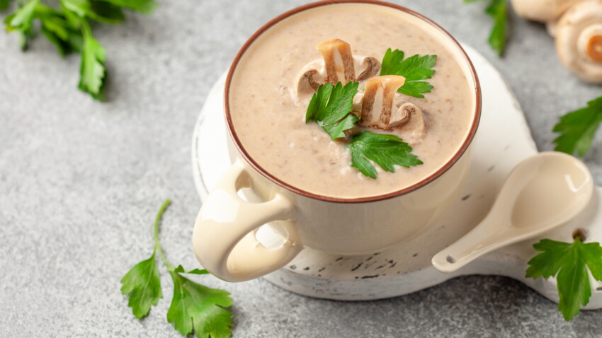 Velouté de champignons Thermomix facile et rapide : découvrez les