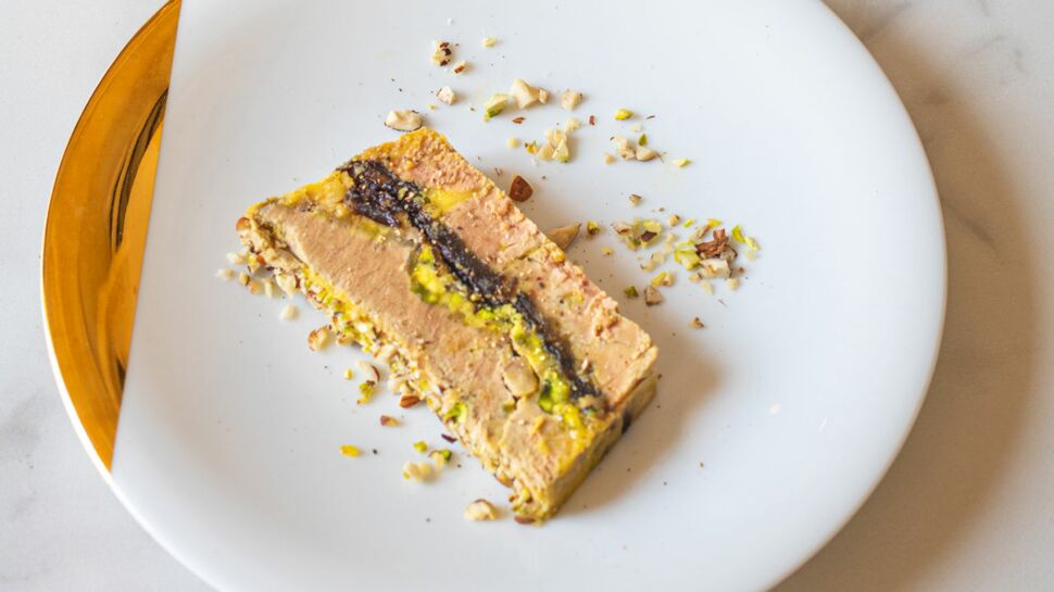 Terrine de foie gras aux dattes, pistaches, noisettes, muscat et 4 épices