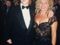Leonardo DiCaprio et sa mère Irmelin à la 66ème cérémonie des Oscars, à Los Angeles, le 21 mars 1994. L'acteur a alors 19 ans et a déjà plusieurs films à son actif, dont "Blessures secrètes" (1993) et "Gilbert Grape" (1993).