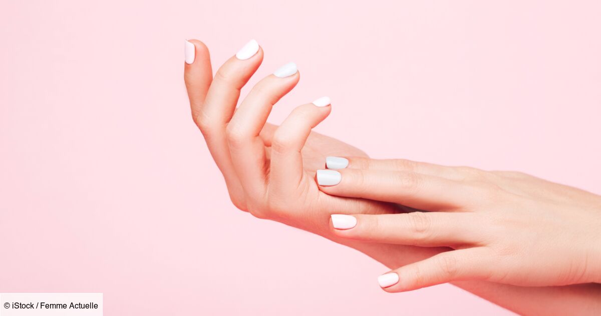 Découvrez la couleur de vernis qui fera paraître vos mains plus jeunes