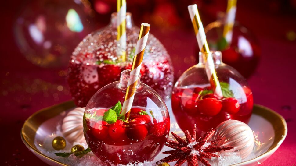 Cocktail tequila cranberries 
