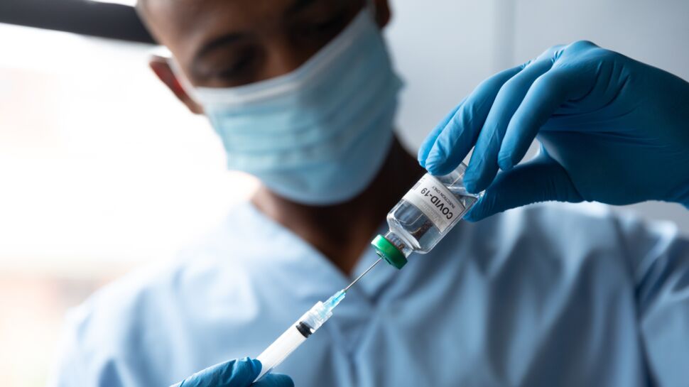 "Aucun pays ne pourra se sortir de la pandémie à coups de doses de rappel", l'alerte de l'OMS